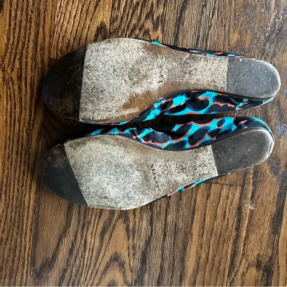 Lanvin silk ballet flats in a blue and orange leopard print EU38.5 US 7.5 - Picture 11 of 14